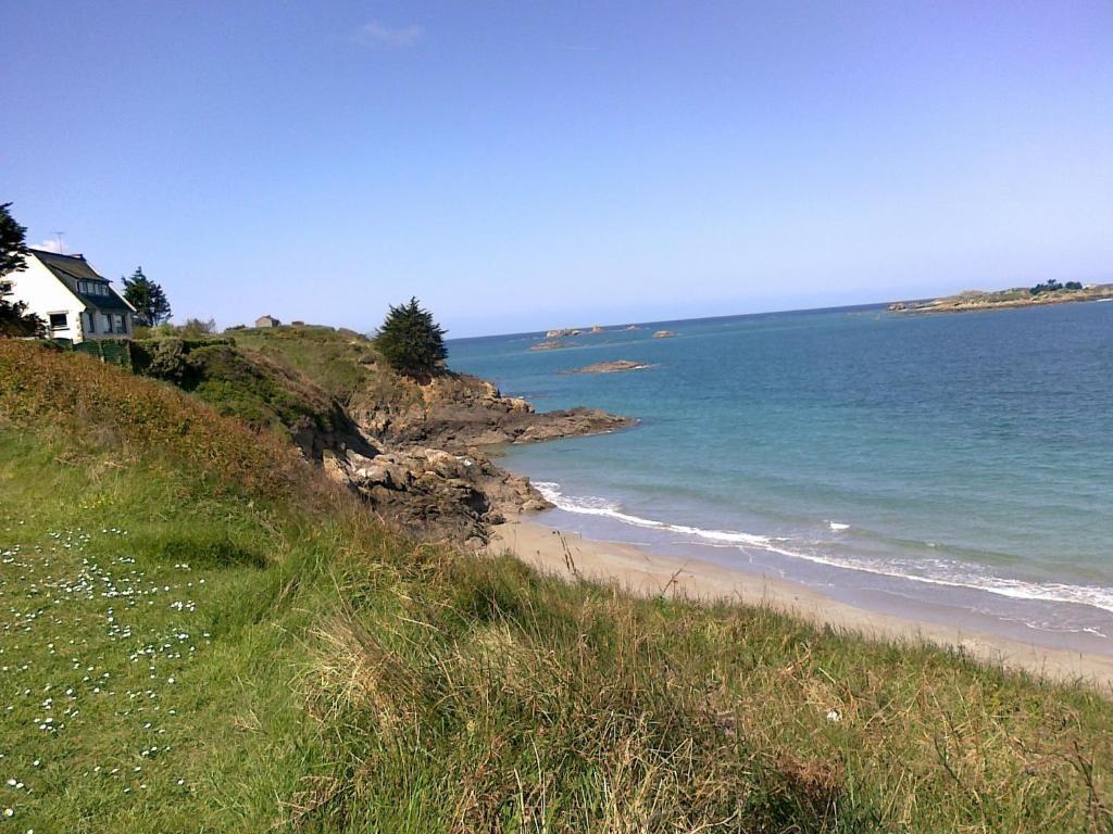 Village De Yourtes Beaussais Sur Mer 객실 사진